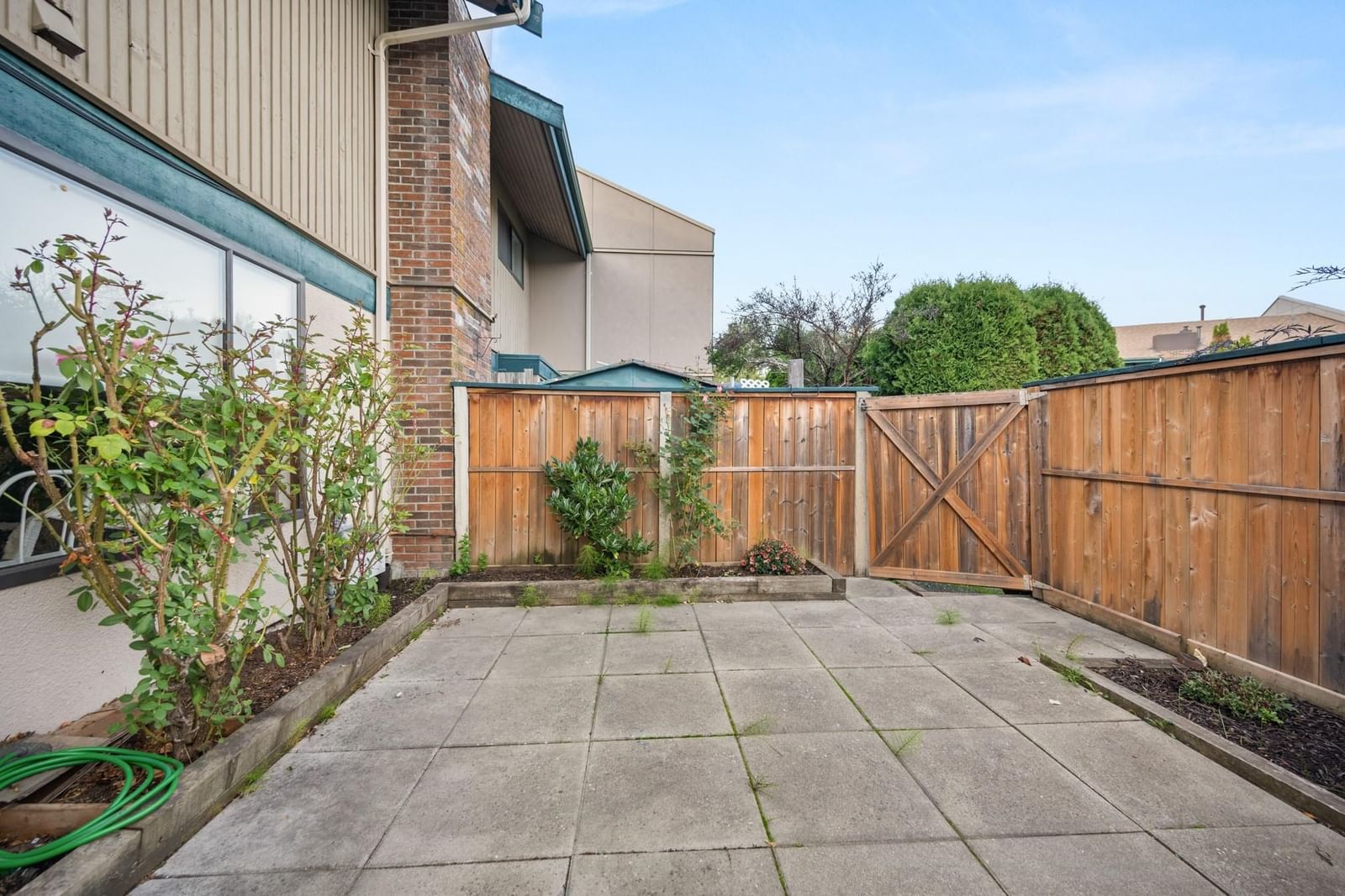 Listing Image 33