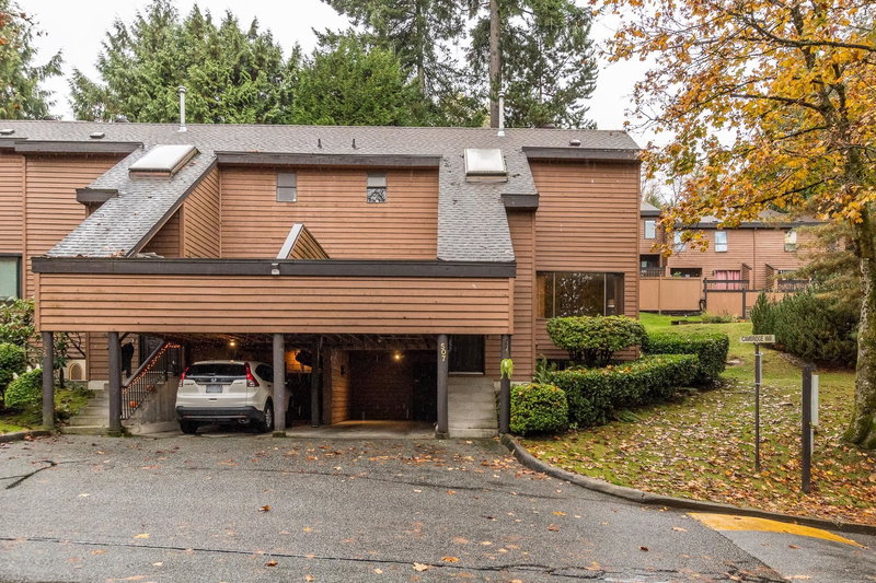 507 Cambridge Way, Port Moody, V3H 3V1 | Image 2