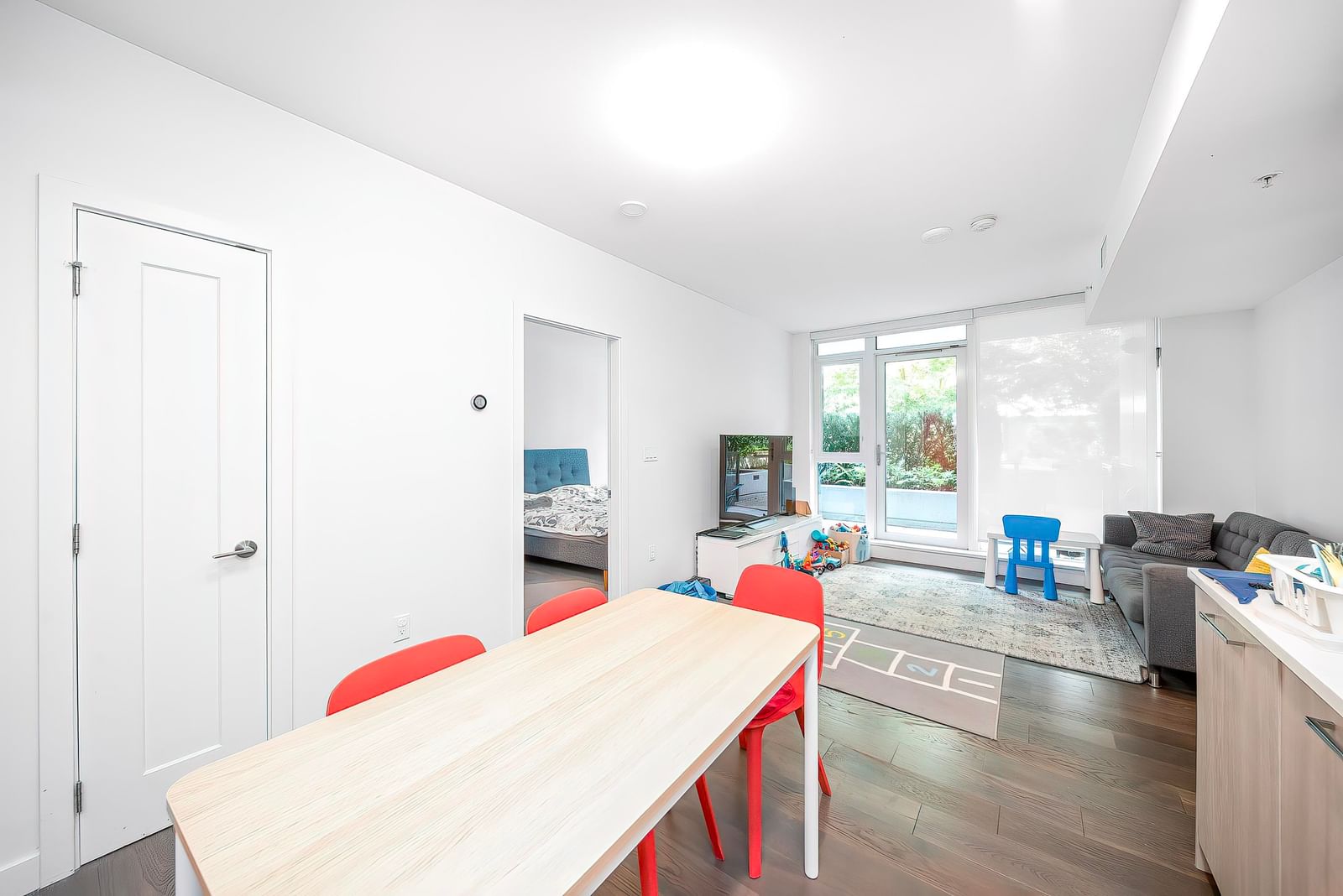 Listing Image 13