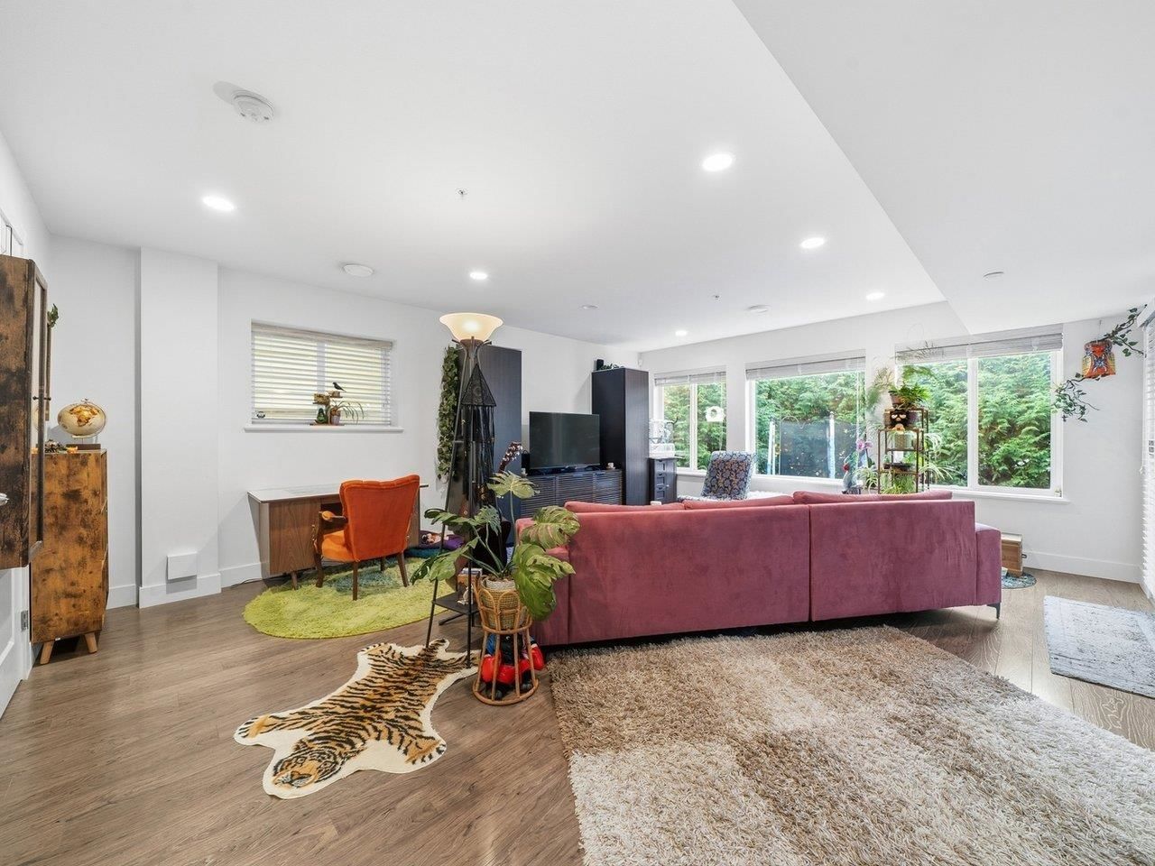 Listing Image 23
