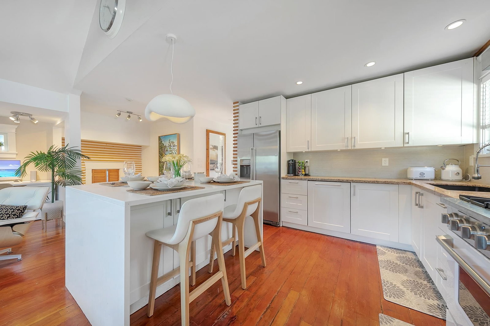 Listing Image 9
