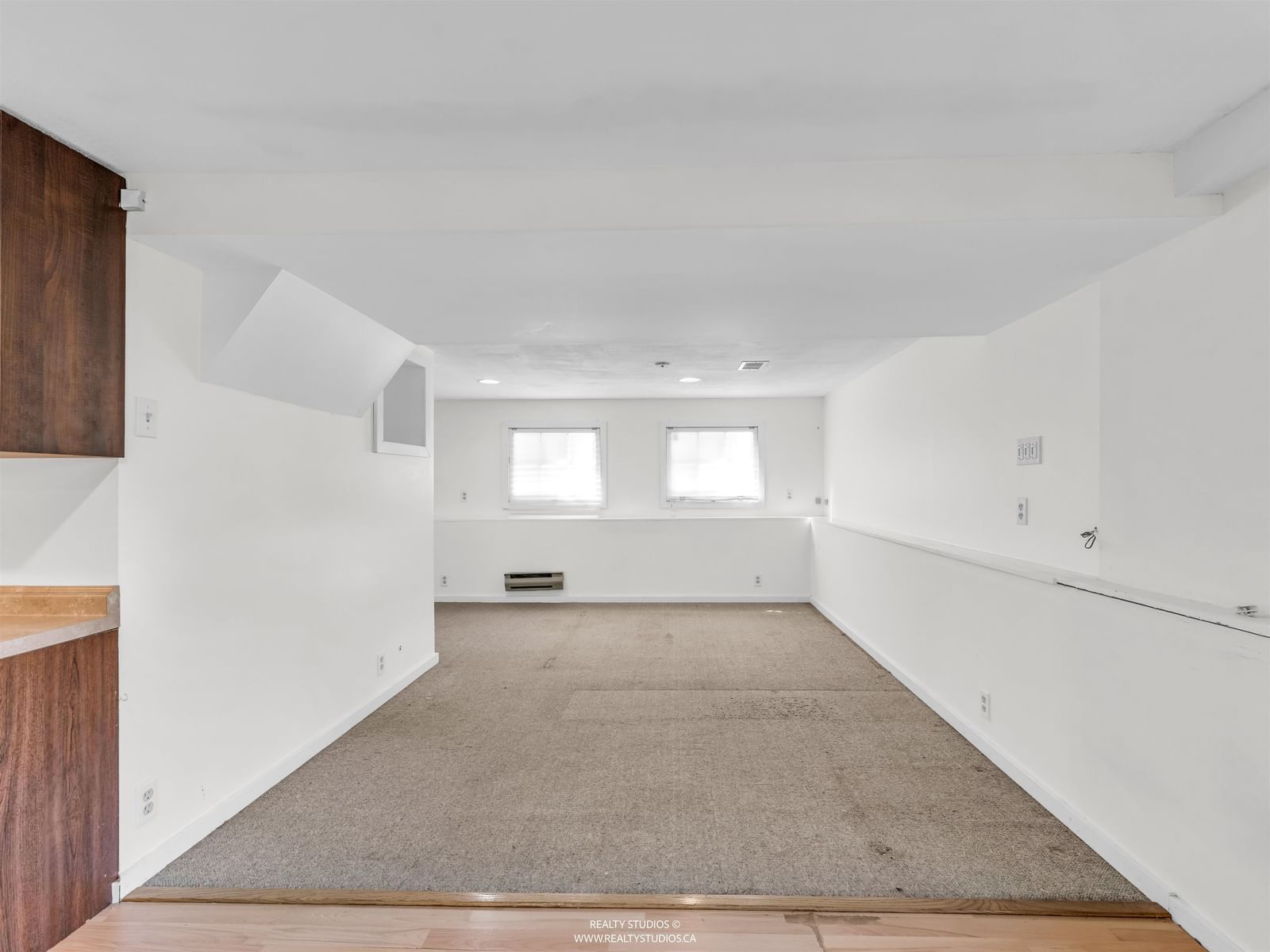 Listing Image 26