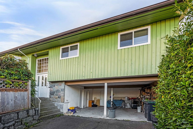 465 Felton Road, North Vancouver, V7G 1L9 | Image 2