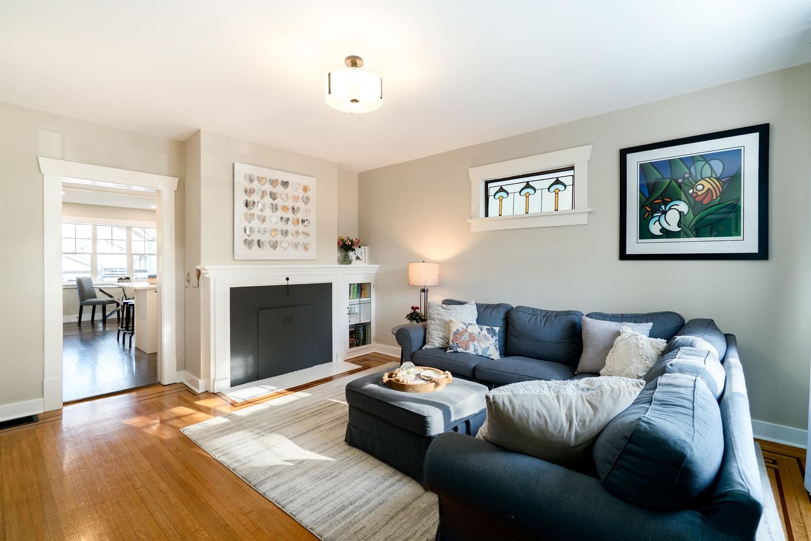 Listing Image 12