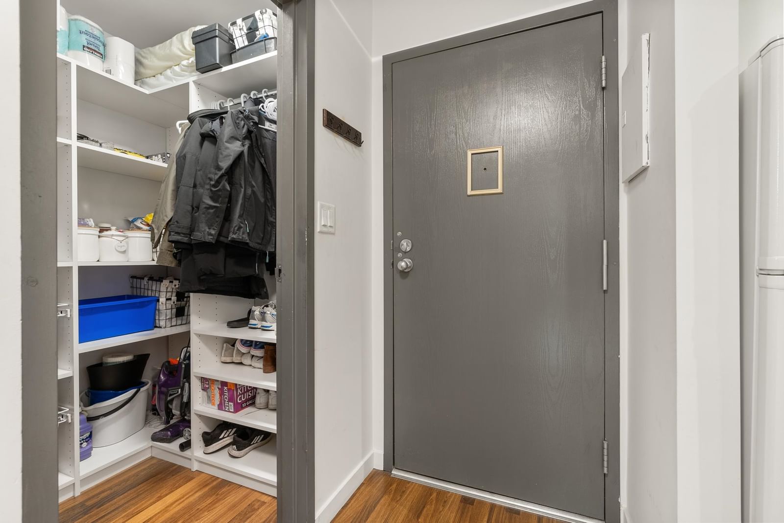 Listing Image 15
