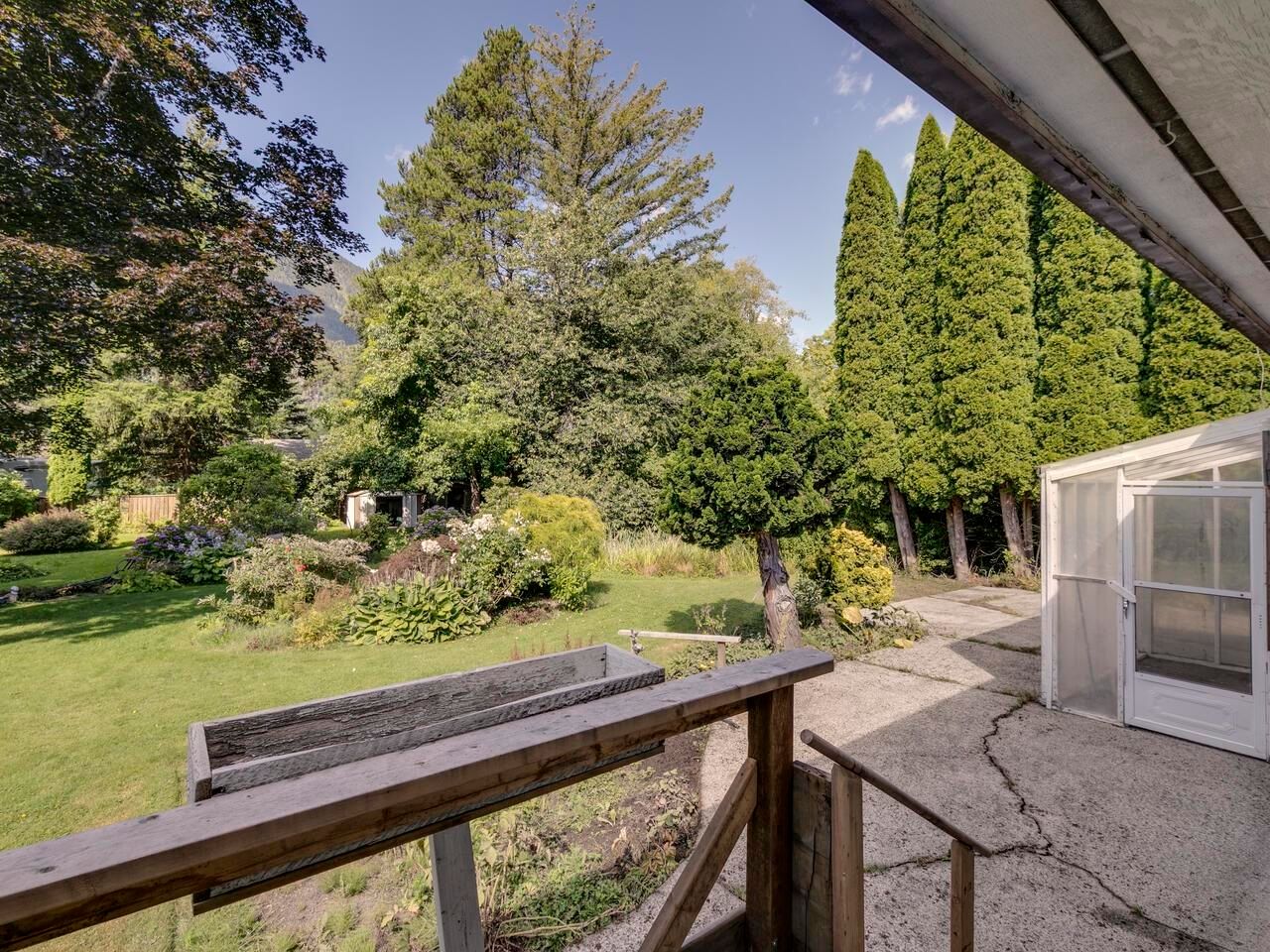 Listing Image 17