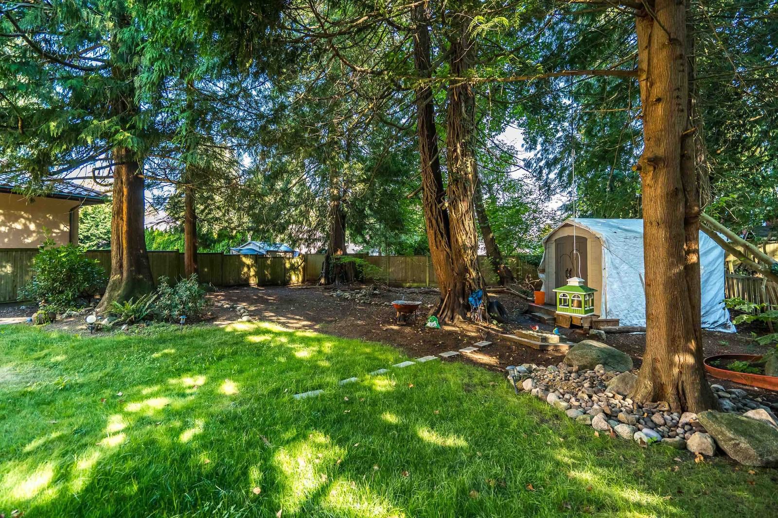 Listing Image 16