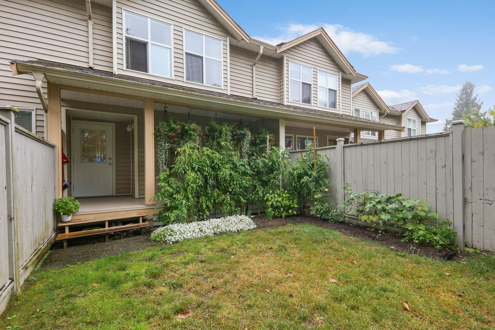 Listing Image 19