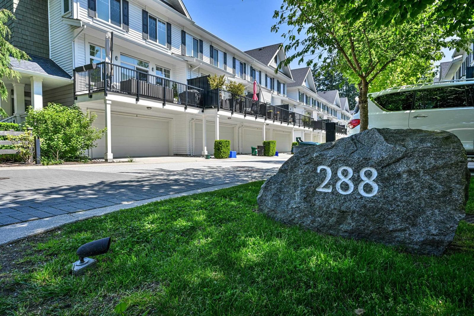 Listing Image 30