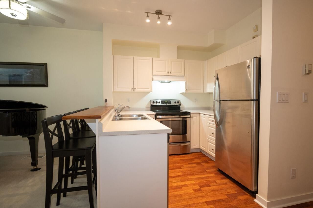 Listing Image 20