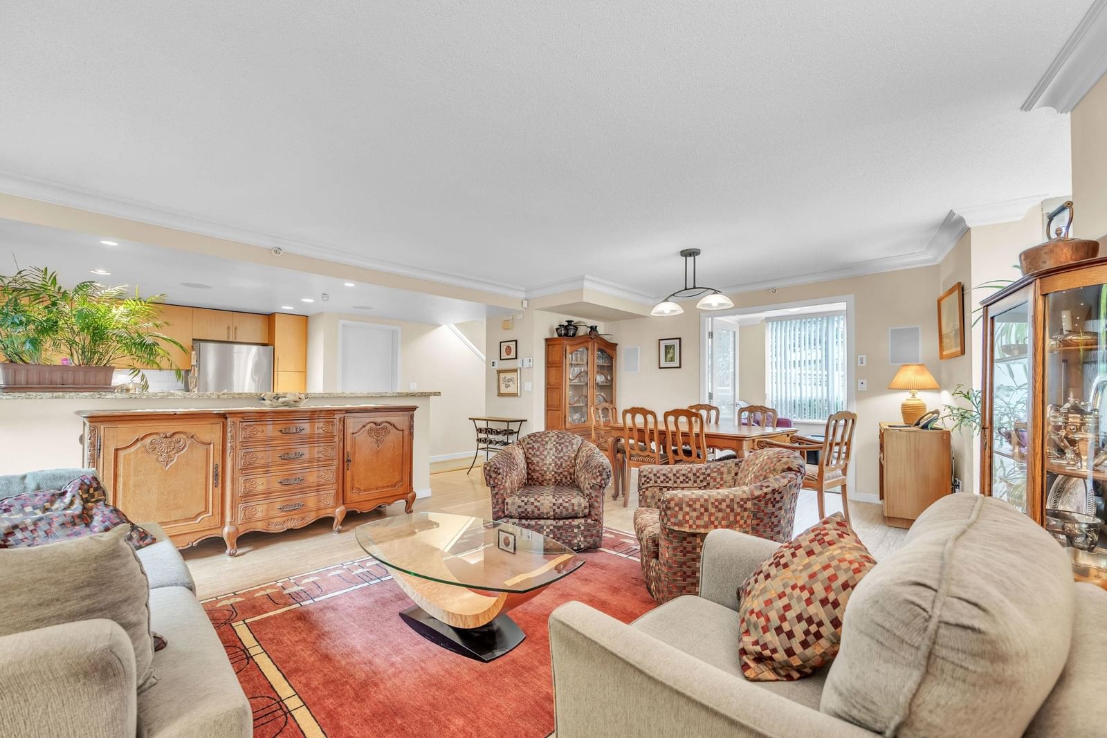 Listing Image 12