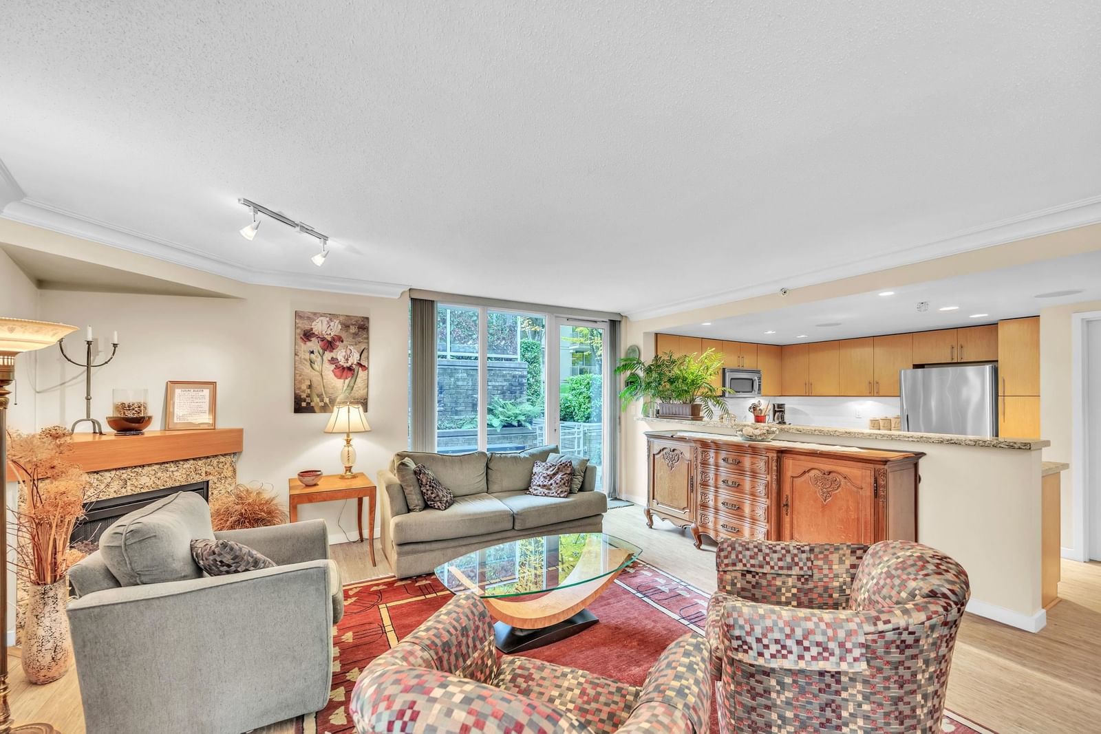 Listing Image 14