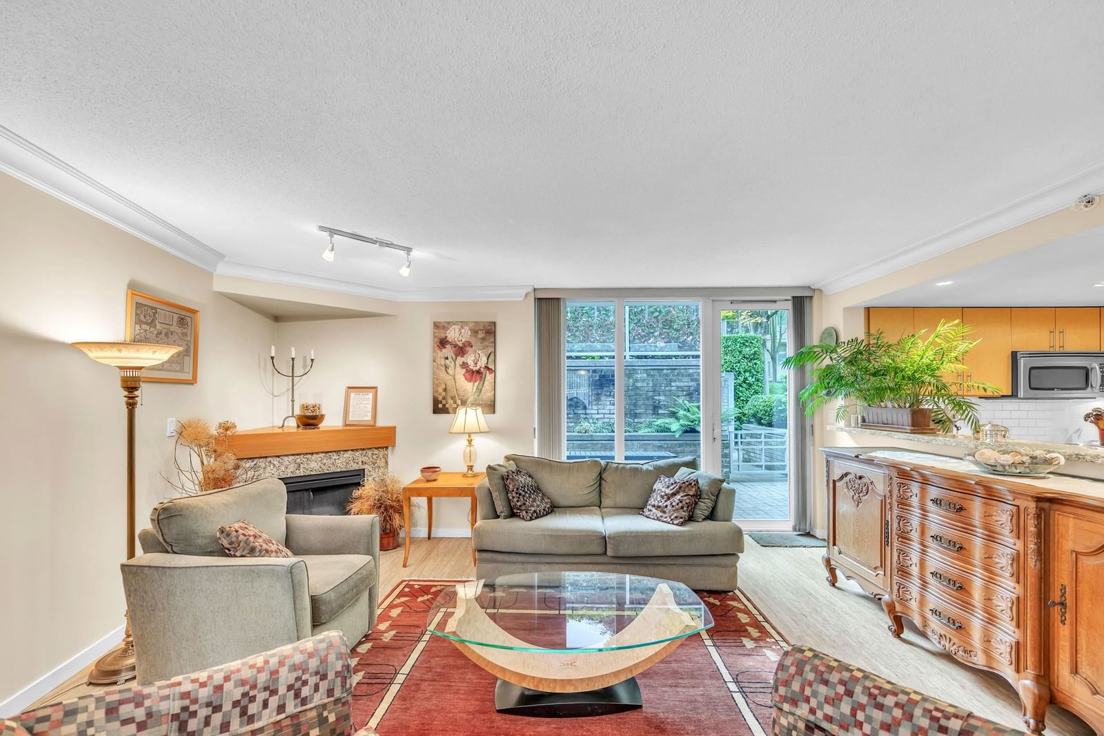Listing Image 15
