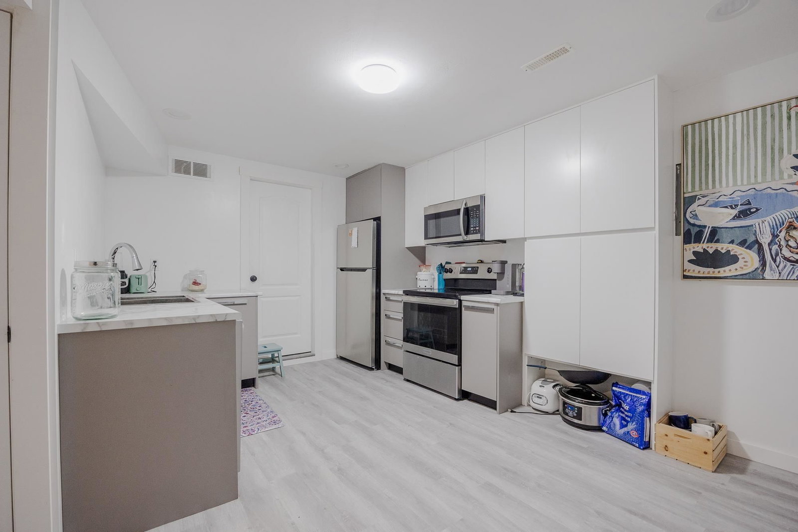 Listing Image 23