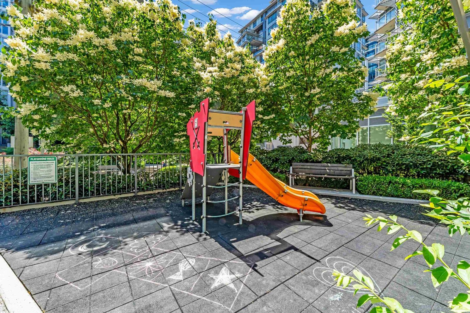 Listing Image 6