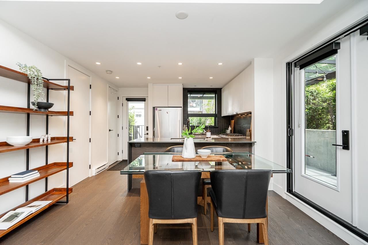 Listing Image 11