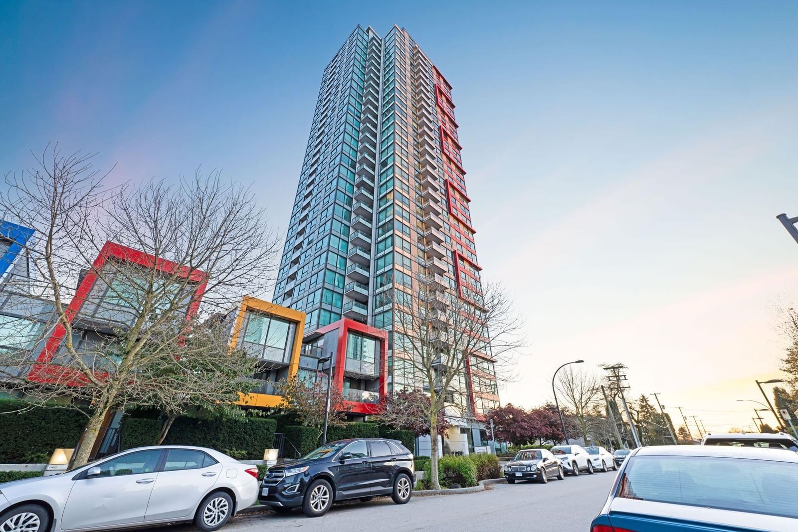 Listing Image 1