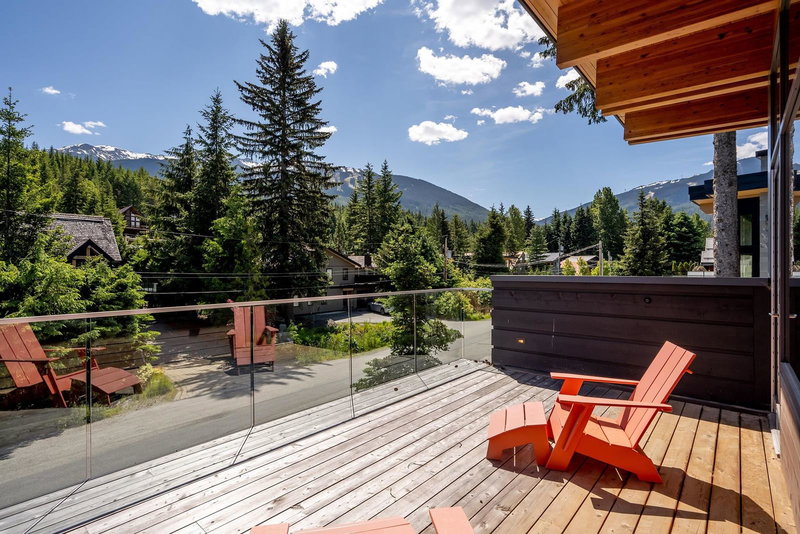7325 Toni Sailer Lane, Whistler, V8E 0E3 | Image 2