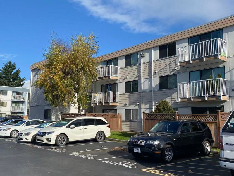 308 - 7280 Lindsay Road