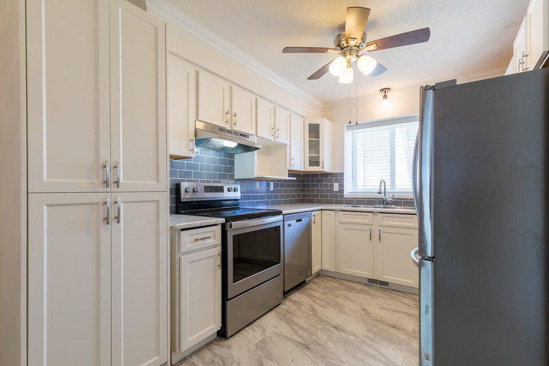 3 - 45435 Knight Road, Chilliwack, V2R 3E8 | Image 3