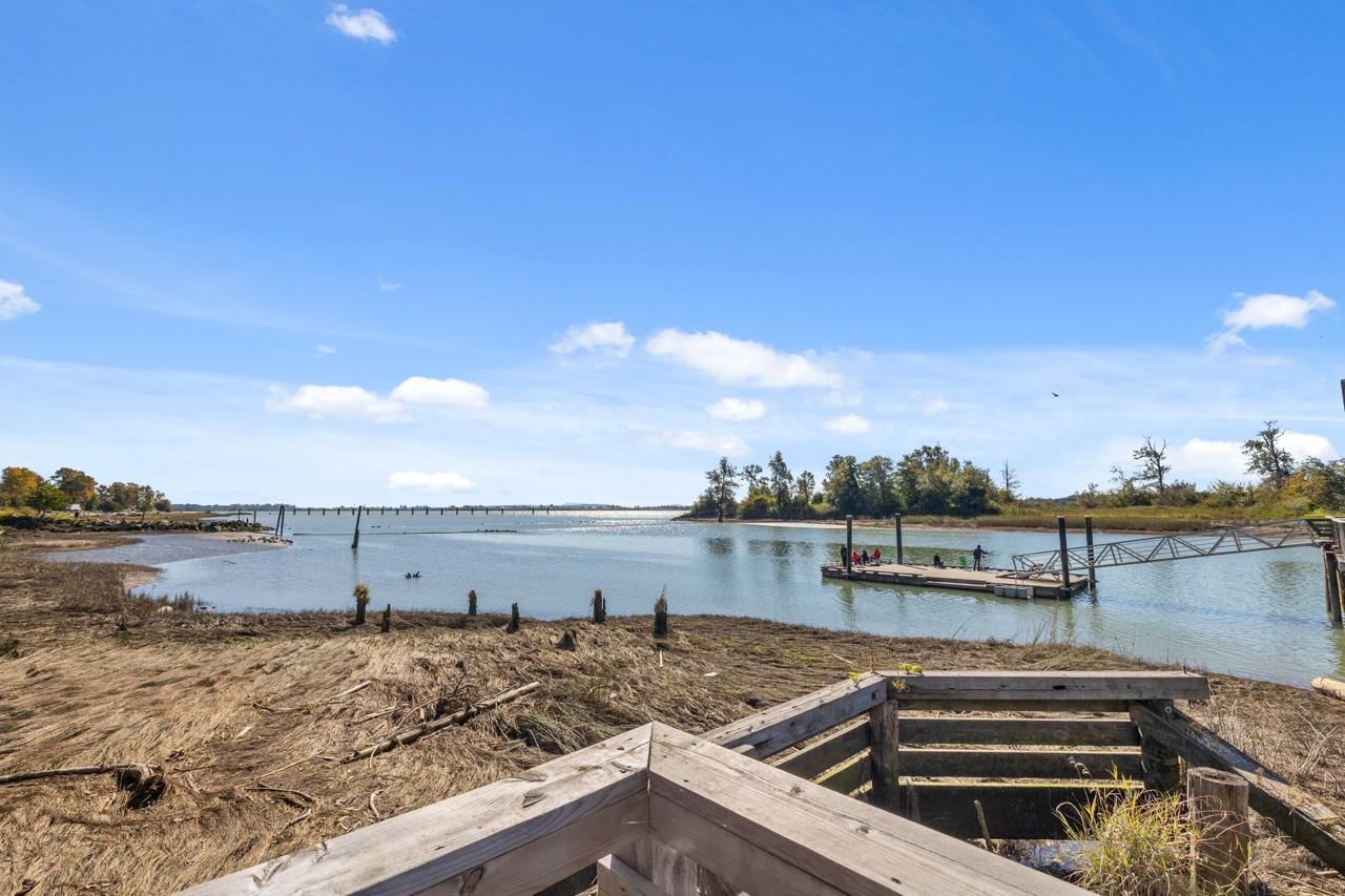 Listing Image 24