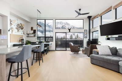 50 - 4000 Sunstone Way | Pemberton | Image