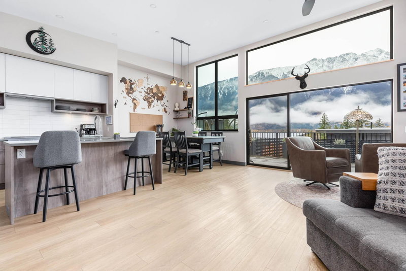 50 - 4000 Sunstone Way, Pemberton, V0N 2L3 | Image 2