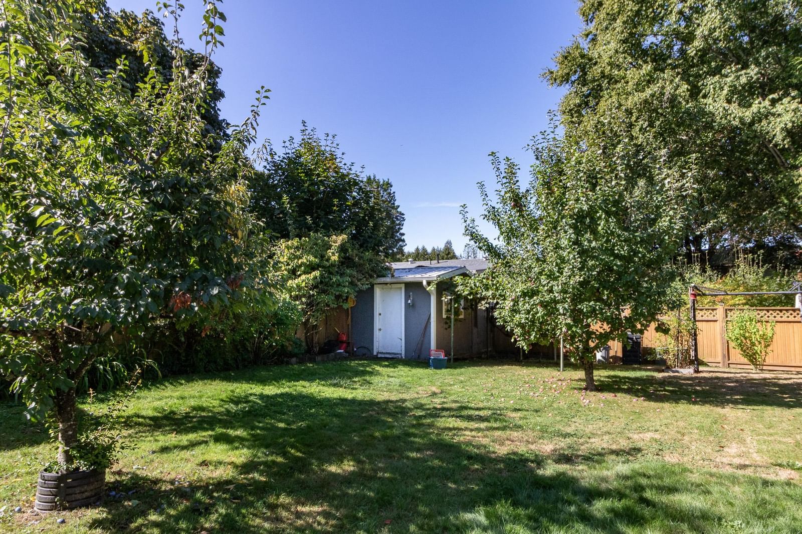 Listing Image 26