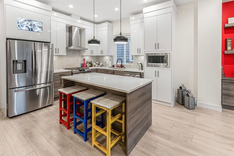 17188 1 Avenue, Surrey, V3Z 9R2 | Image 3