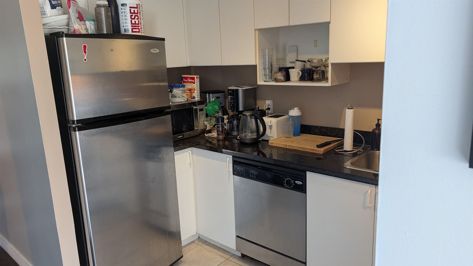 Listing Image 6