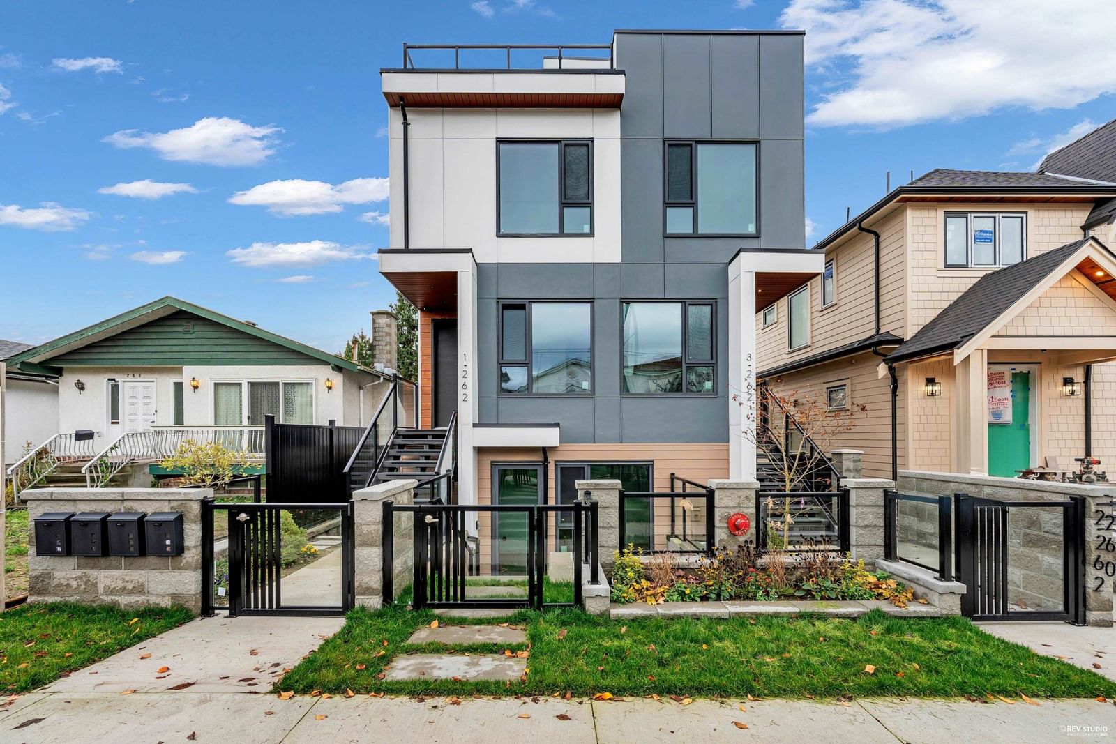 Listing Image 1