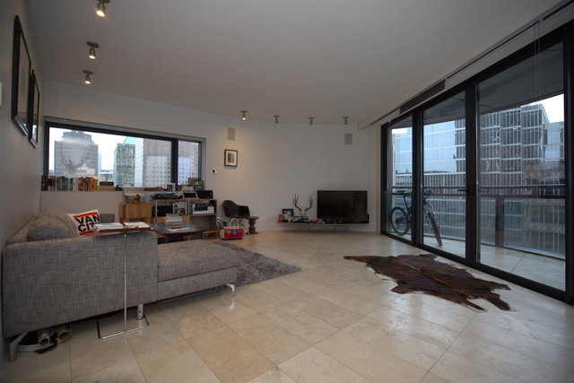 1707 - 838 West Hastings Street