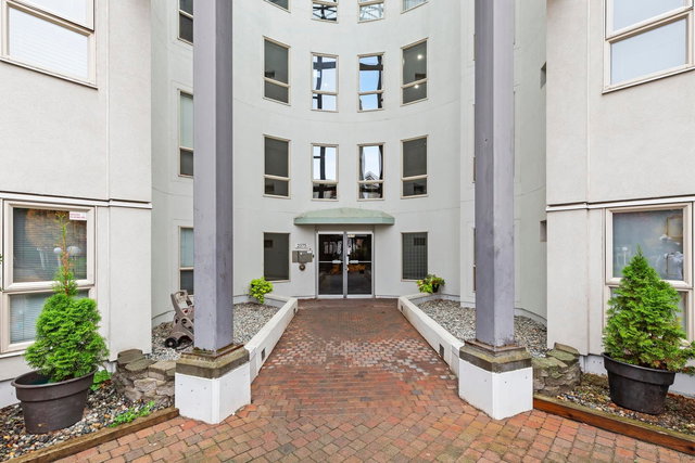 208 - 2575 Ware Street