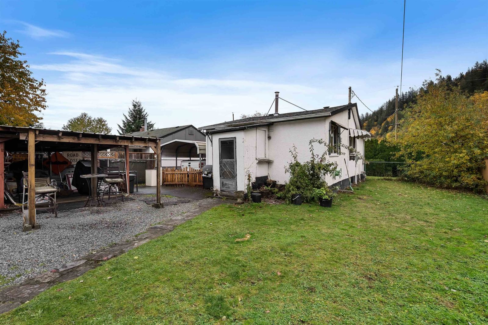 Listing Image 19