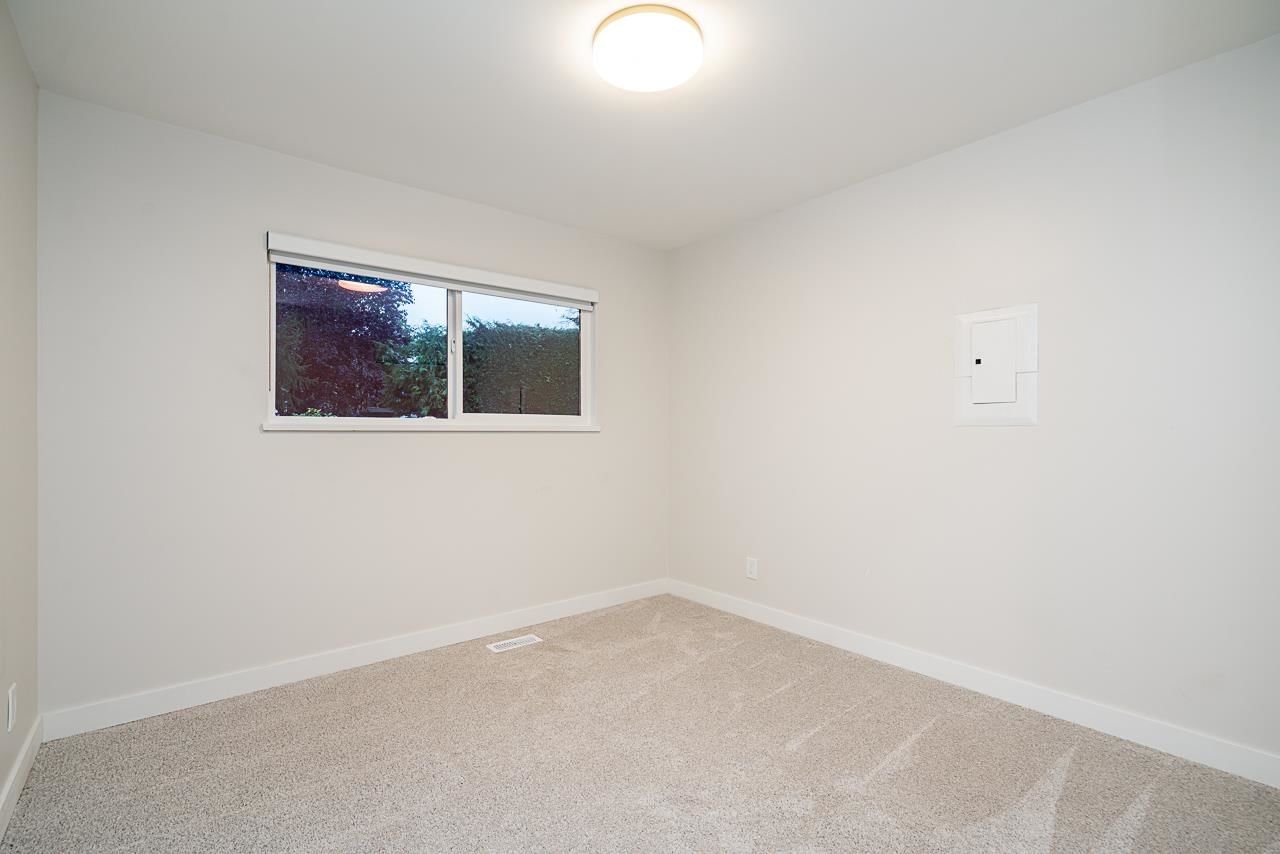 Listing Image 30
