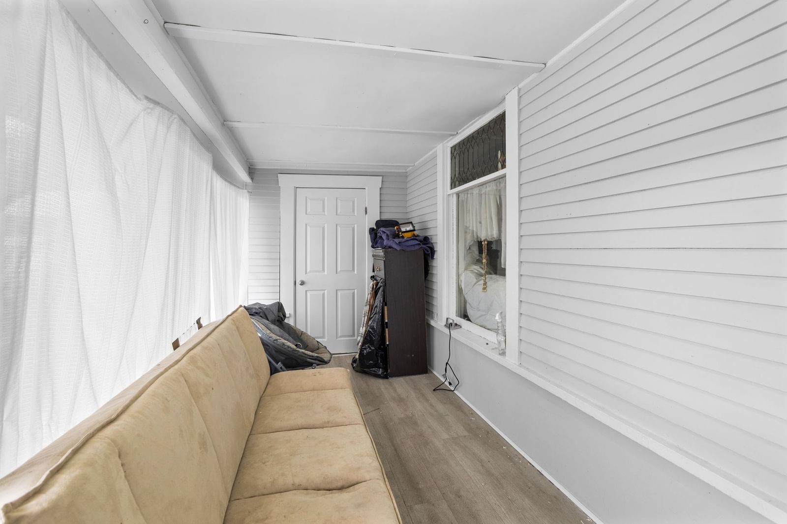 Listing Image 24