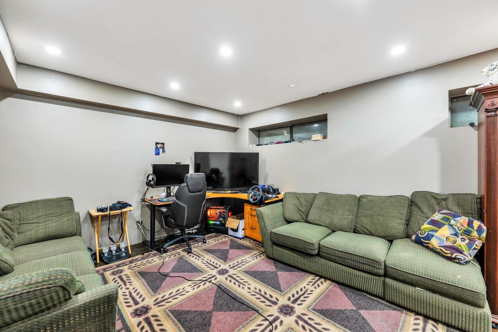 Listing Image 18