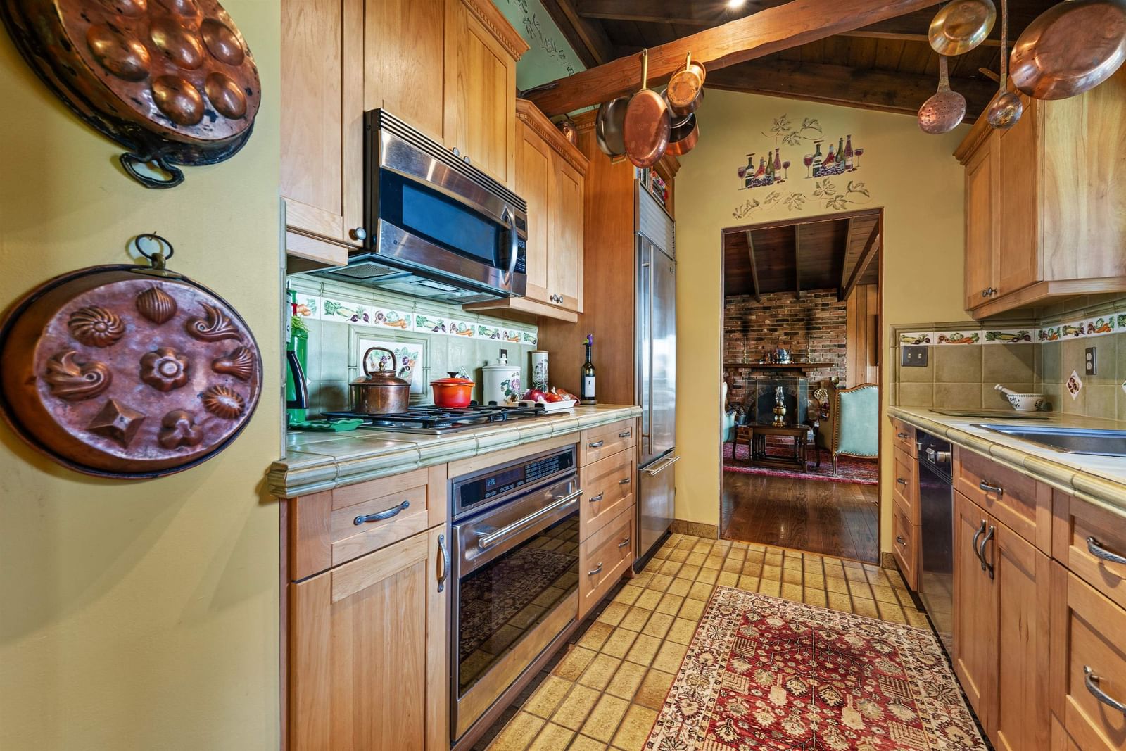 Listing Image 15