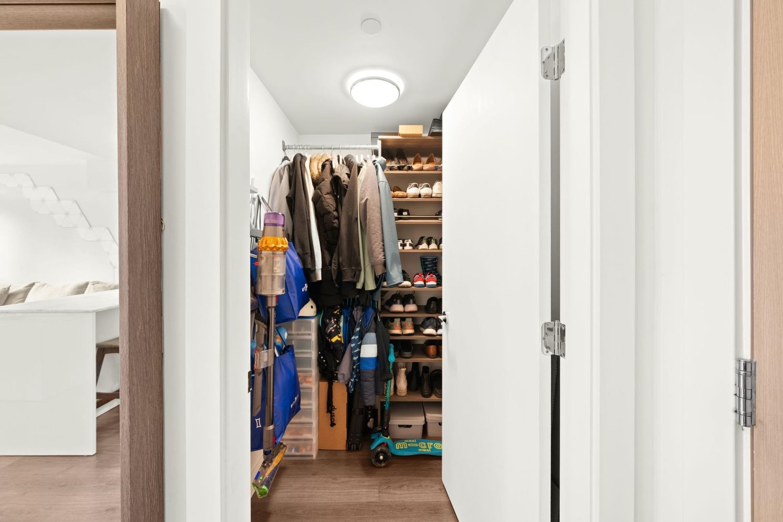 Listing Image 23
