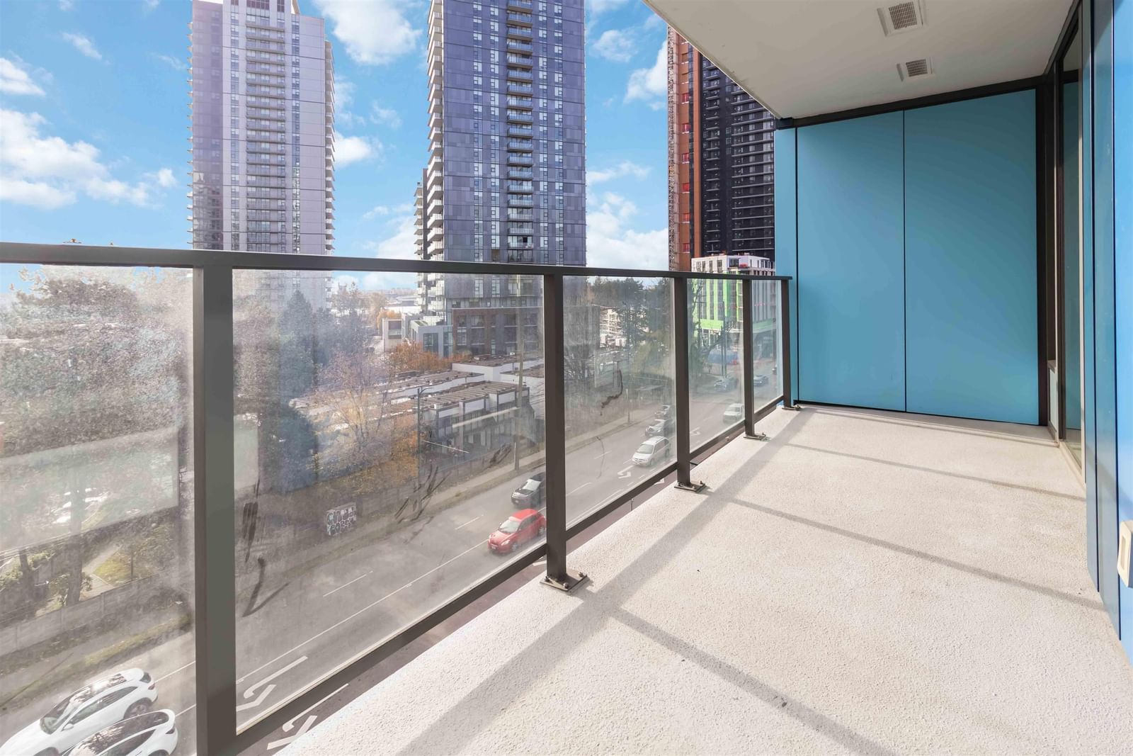 Listing Image 10