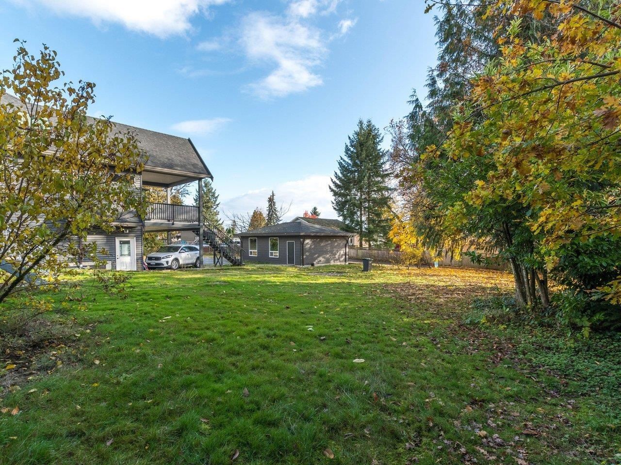 Listing Image 10