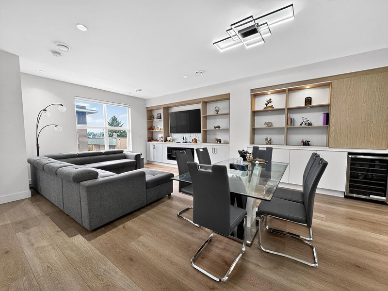 30 - 12585 104a Avenue, Surrey, V3V 0G7 | Image 3