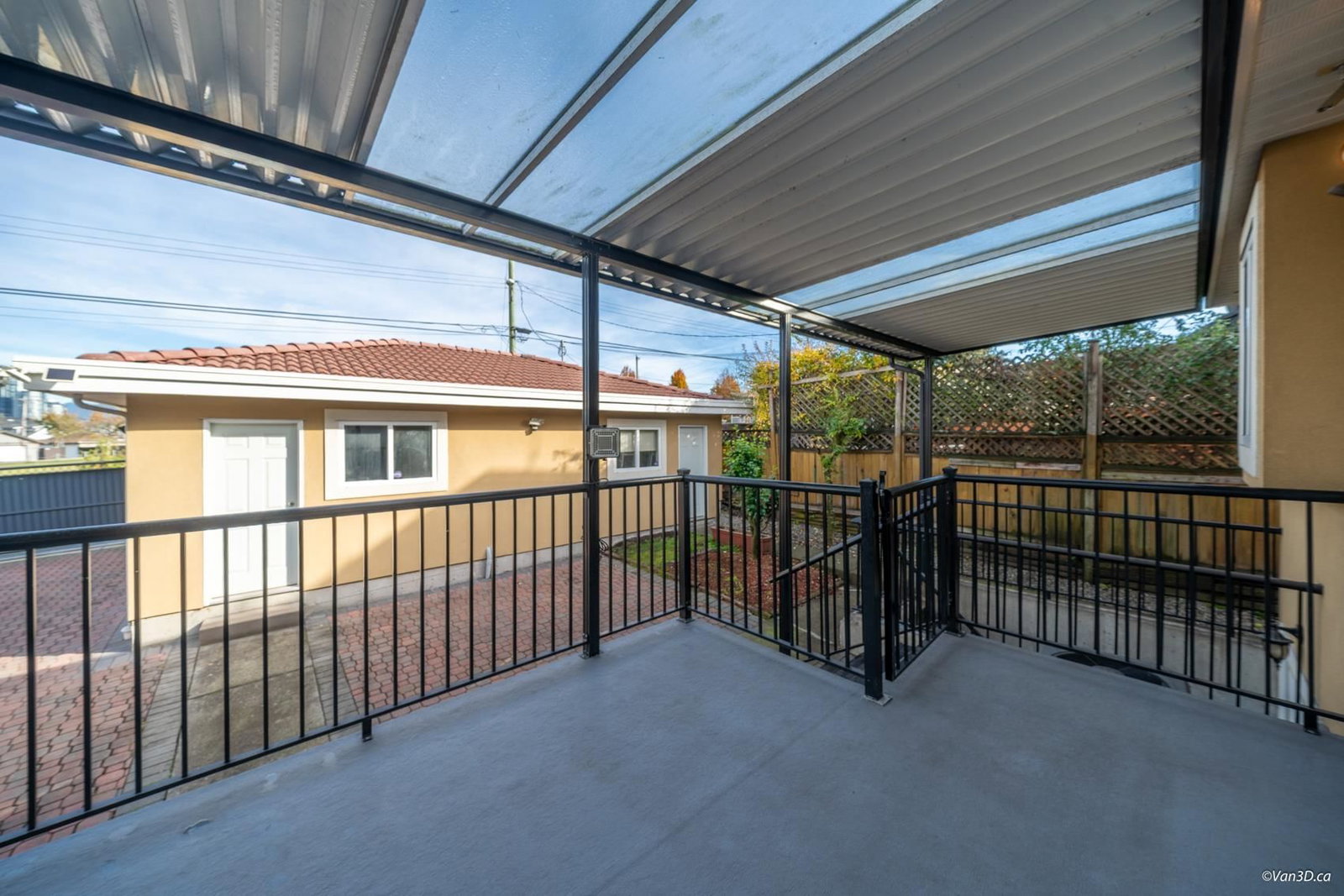 Listing Image 15