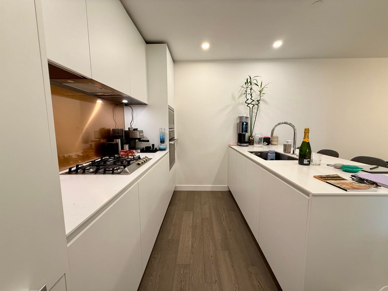 Listing Image 9