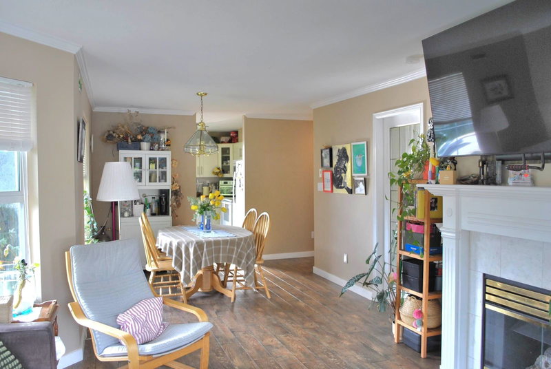 306 - 15160 108 Avenue, Surrey, V3R 0V2 | Image 2