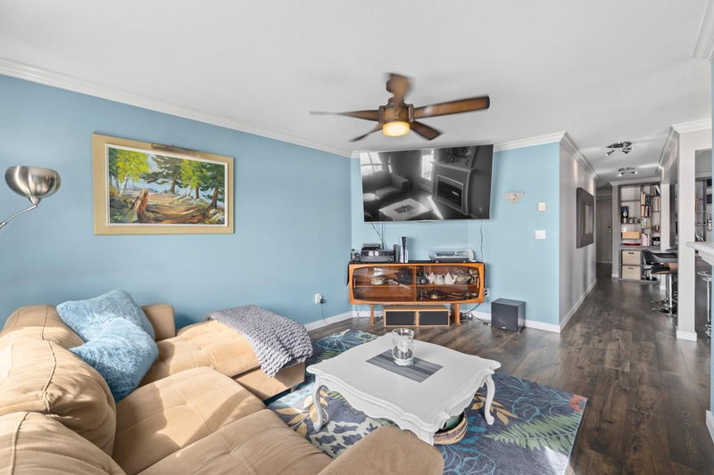 312 - 6 Renaissance Square, New Westminster, V3M 6N8 | Image 2