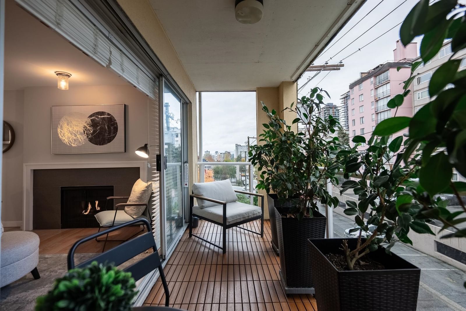 Listing Image 22