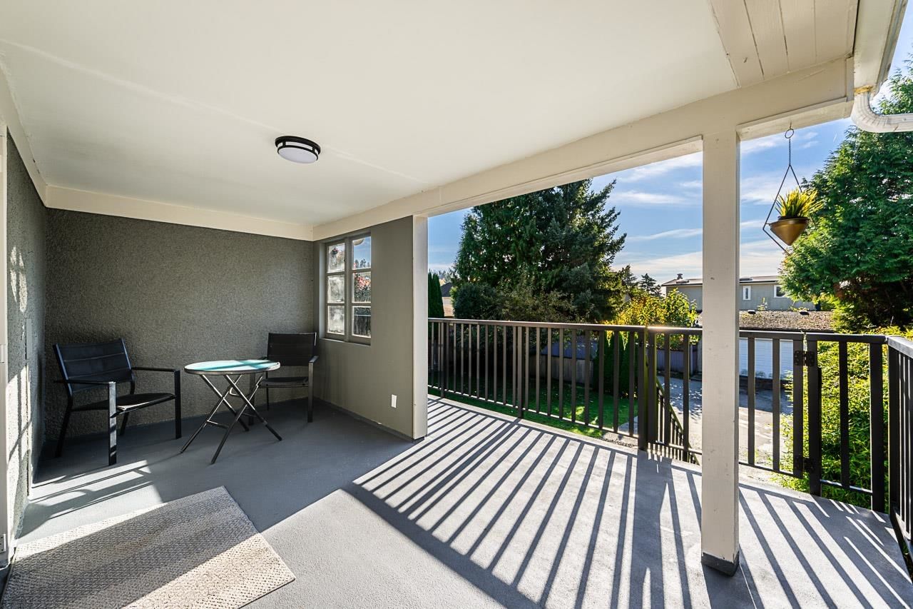 Listing Image 14