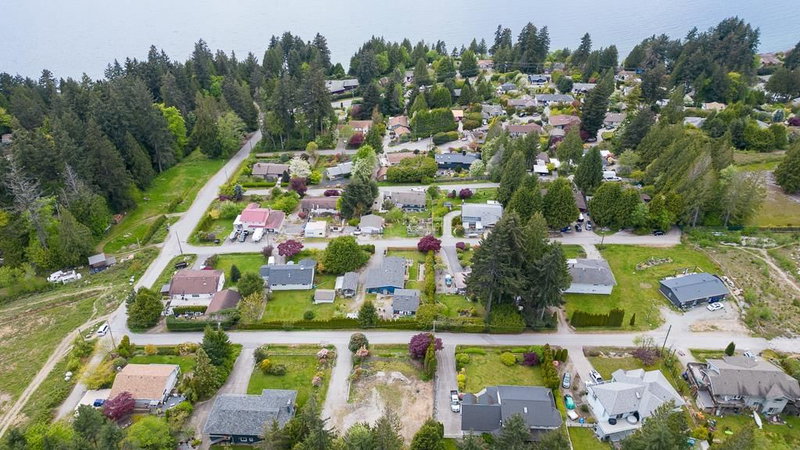 5112 Pam Road, Sechelt, V7Z 0G6 | Image 2