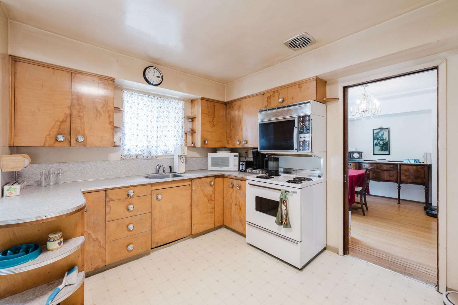 Listing Image 21